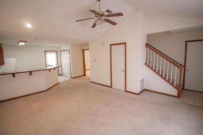 Photo - 1318 Valley Creek Ln