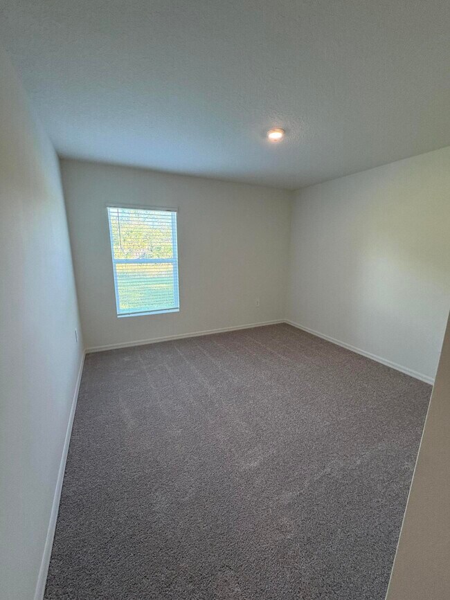 Photo - 295 SE Cres St