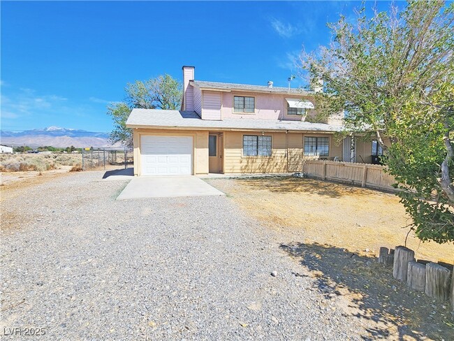 Building Photo - 2091 Sycamore Ave Rental