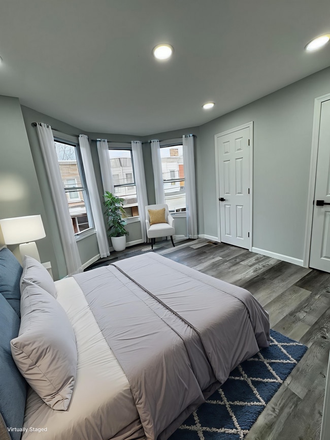 Photo - 2755 N Dover St