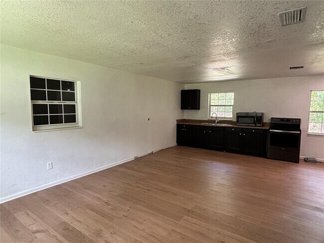 Photo - 205 S Chandler Ave