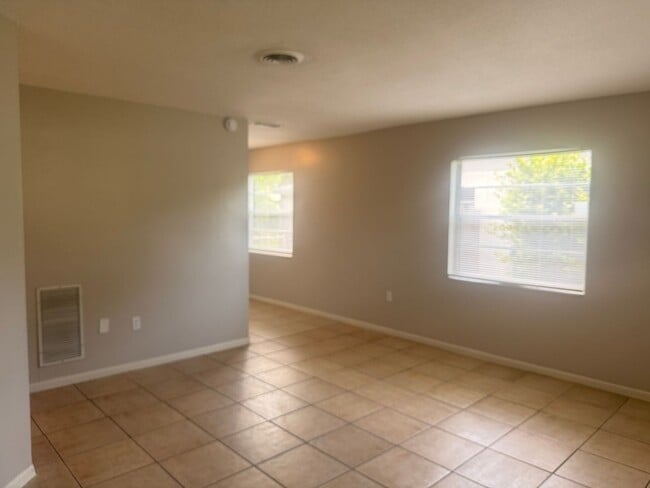 Photo - 4917-4917 21st St W Unit 4917