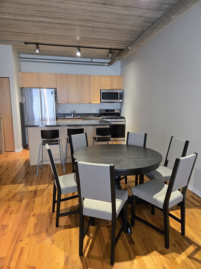 Photo - 1430 S Michigan Ave Unit 1430 S Michigan Ave