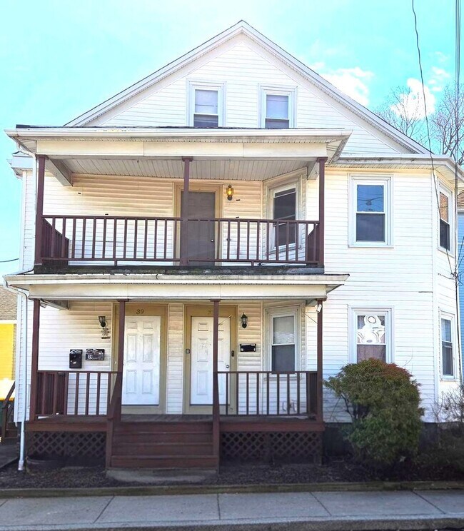 Building Photo - 37-41 Mason Avenue