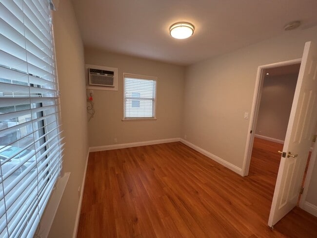Photo - 119 Unit 1004.5