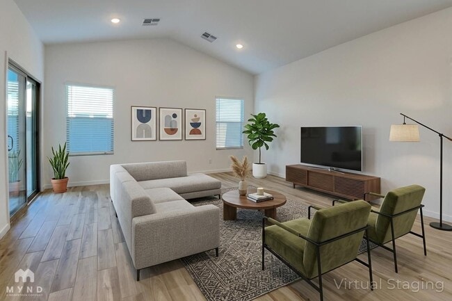 Photo - 7918 N 79th Ave