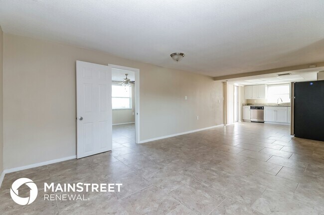 Photo - 9130 Hunt Club Ln