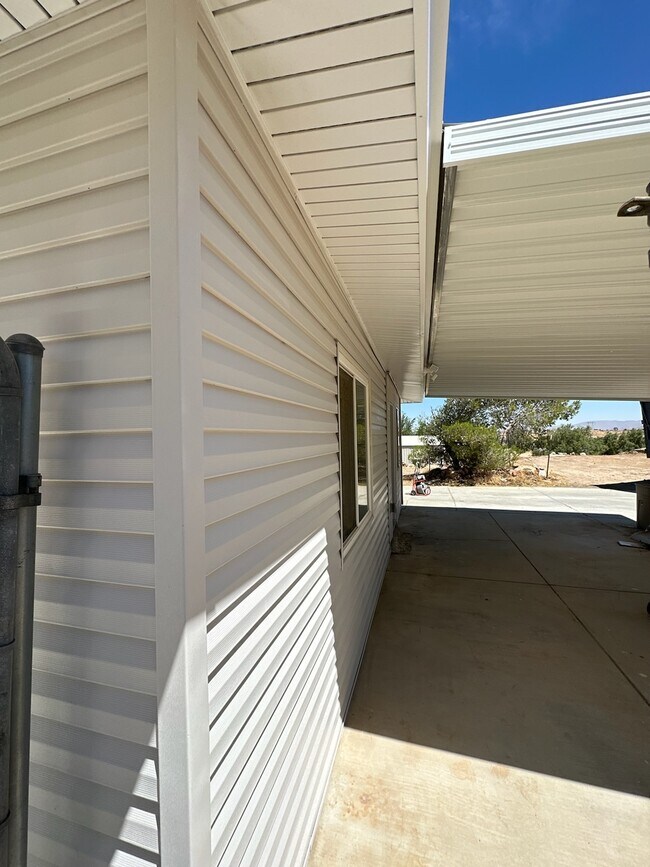 Photo - 22650 Roundup Way