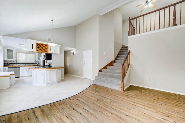 Photo - 5255 Beaverbrook Dr