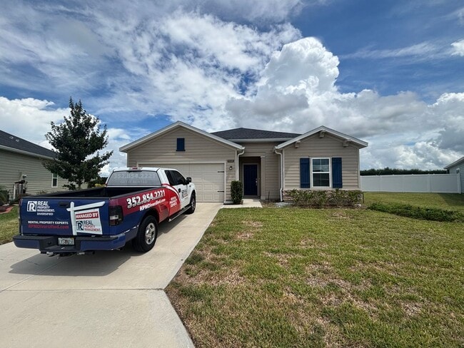 Building Photo - BONUS - Pay only half month's rent for 1st... Rental