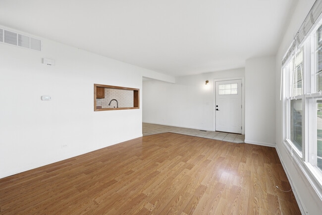 Photo - 377 Farmingdale Cir Unidad 377