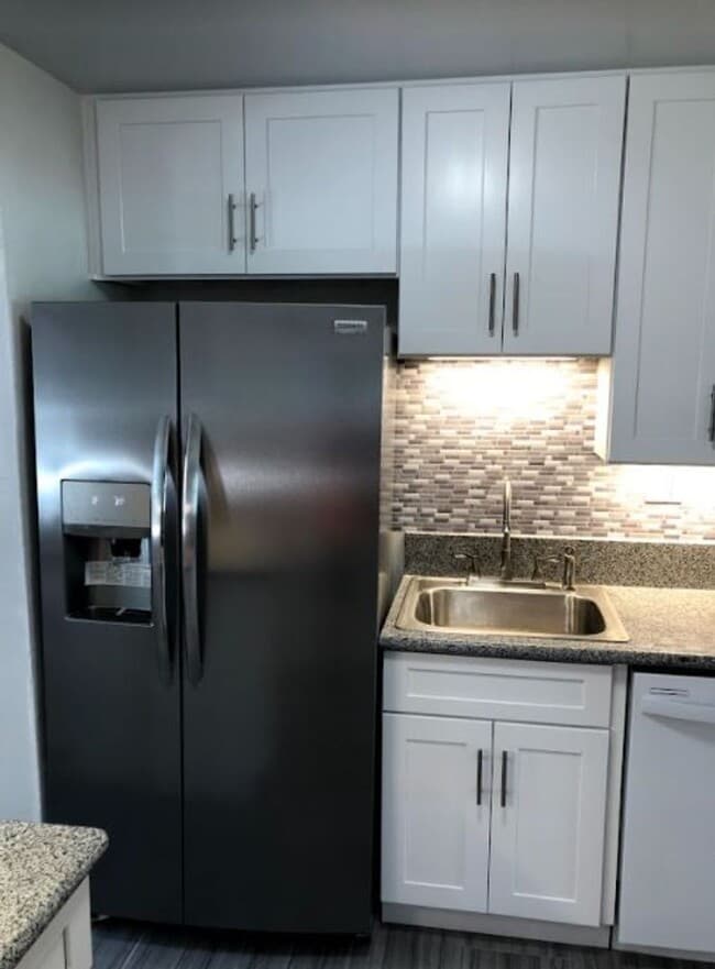 Photo - 7369-7371 Fulton St, San Diego, CA 92111 Unidad 7371