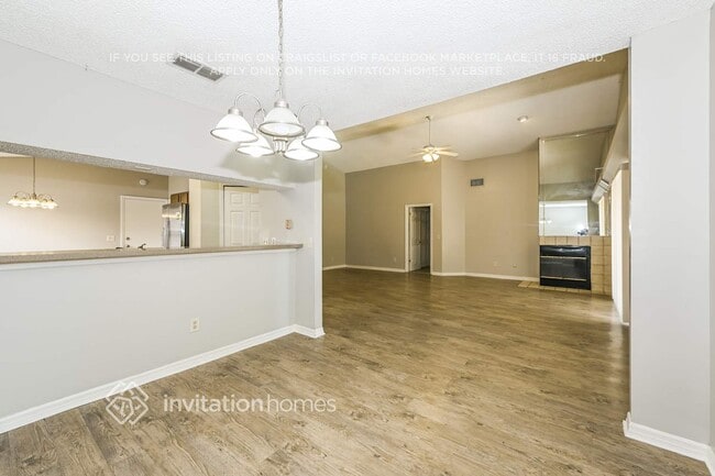 Photo - 1371 High Plains Dr W