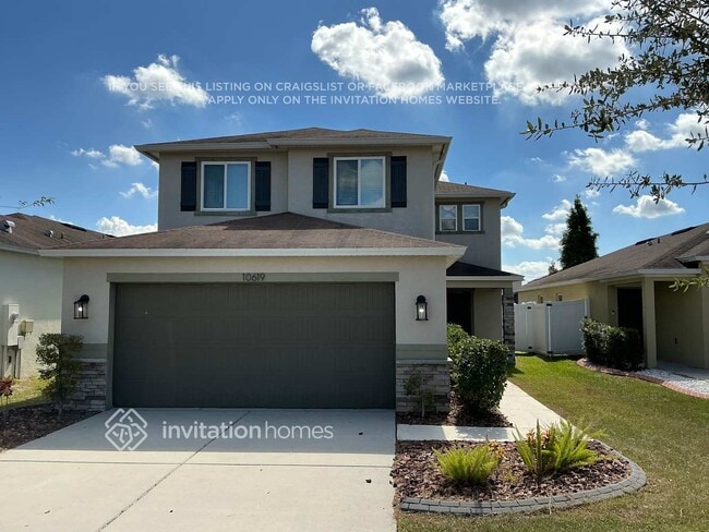 Building Photo - 10619 Laguna Plains Dr