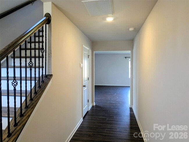 Photo - 107 Tallulah Ct