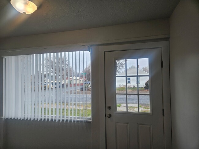 Photo - 291 Jefferson St