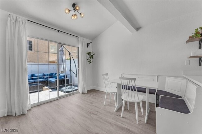 Photo - 2819 Briar Knoll Dr