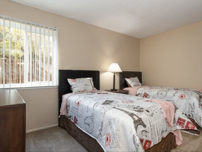 Photo - Acacia Apartments