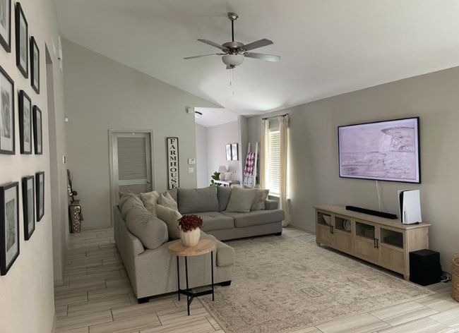 Photo - 1061 Indigo Sky St