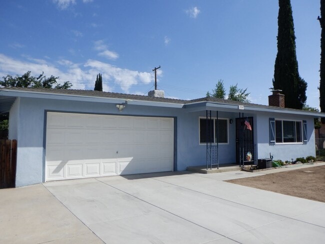 209 Pine Ct