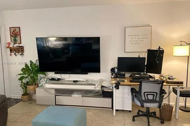 Photo - 1425 Arthur St Unit 115B