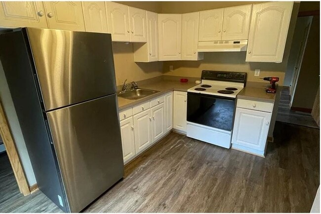 Photo - 54 S Broad St Condo Unit B