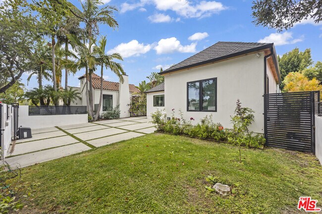Photo - 6459 Colgate Ave