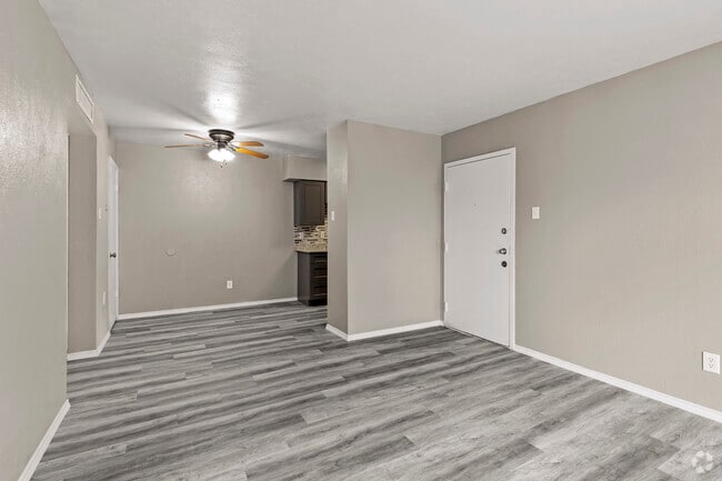 2BR, 2BA - 906SF (B1 Upgrade) - Entry - Vista Terraza