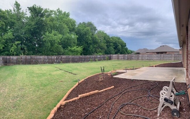 Building Photo - Beautiful Home Available in Providence of Madison County!