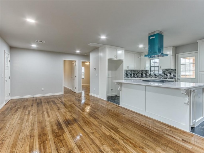 Photo - 2608 NW 37th St