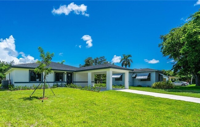152 NW 18th St