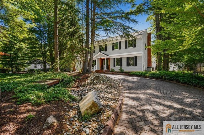 Photo - 16 Phyllis Pl