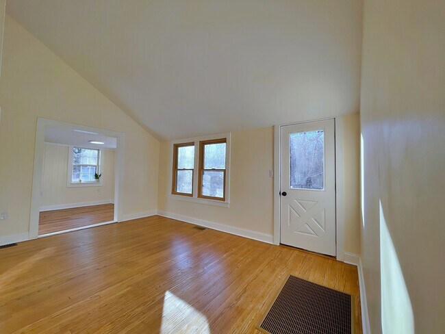 Living Room - 310 Lower Creek Rd Unit 1