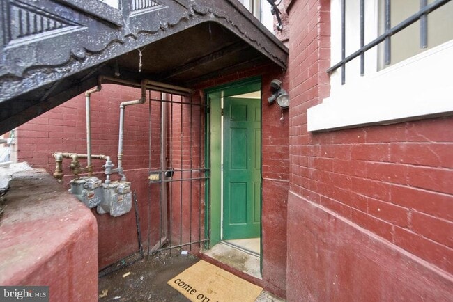 3016 13th St NW Unit 1