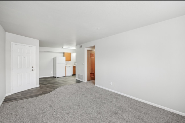 Building Photo - Sundance I Rental