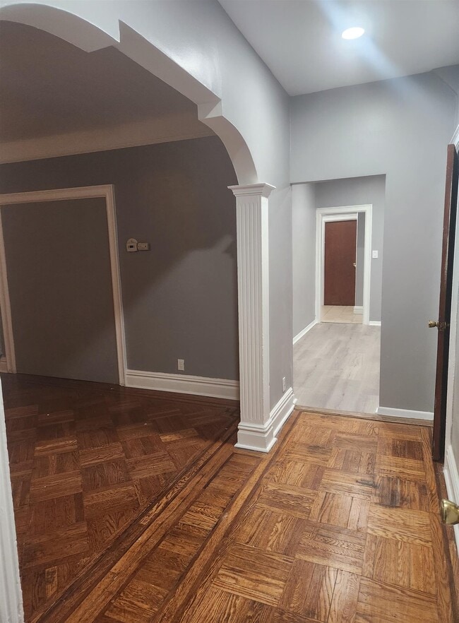 Photo - 334 Stegman Pkwy