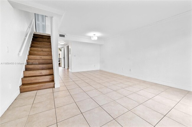Photo - 8650 SW 109th Ave Unit 3-230