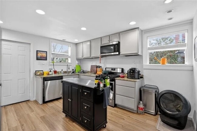 Photo - 5412 York St Unidad B
