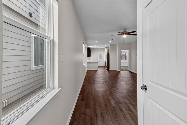 Photo - 24839 Goldoni Dr
