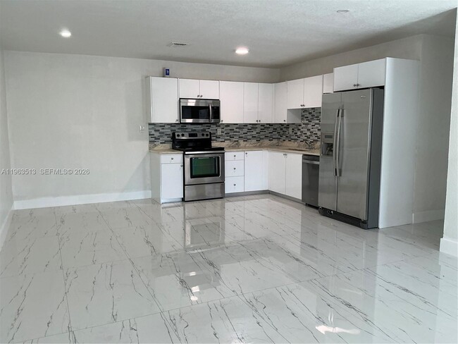 Photo - 14821 SW 104th Ave Unit 0