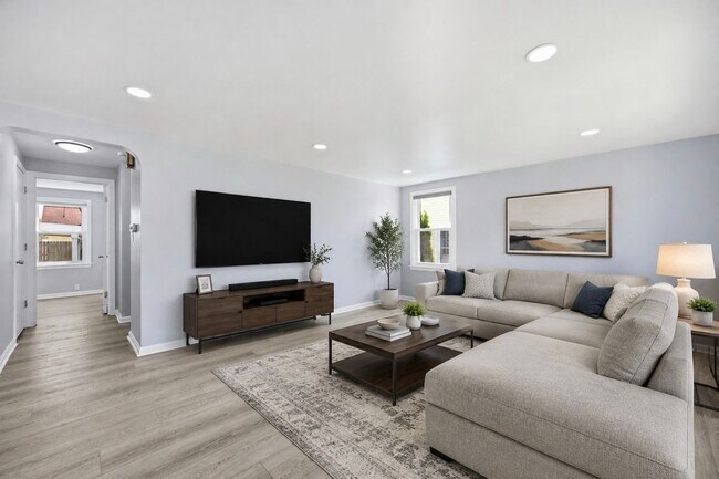 Photo - 1257 Brighton Rd