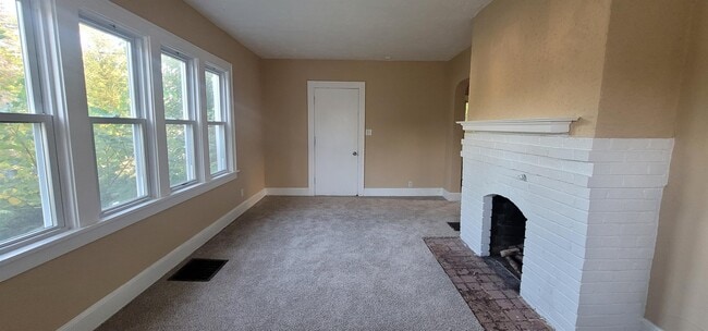 Photo - 1602 Price St