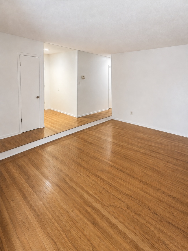 Photo - 6741 Cherrywood Cir