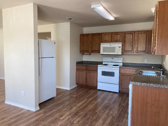 108 N 6th St Unit 4