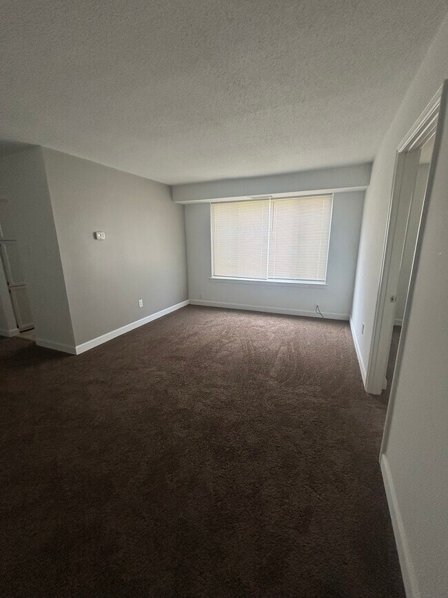 Building Photo - 718 Brandywine St SE Unit 102 Rental