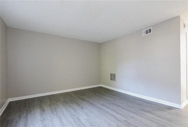 Photo - 2719 Greystone Ct