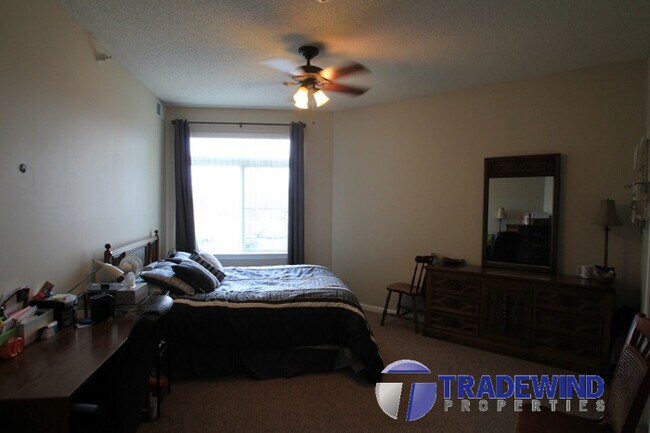 Photo - 649 Old Highway 8 NW Unit 238