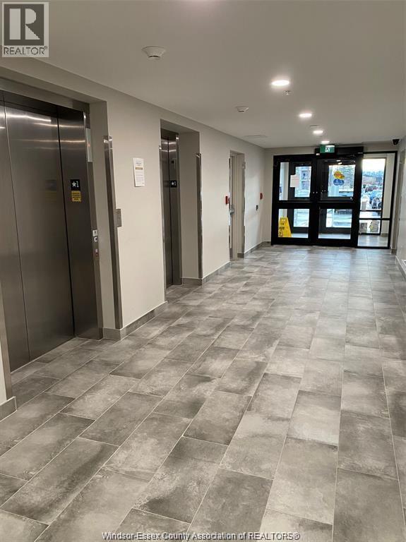 Photo - 2550 Sandwich W Pkwy Unité 109