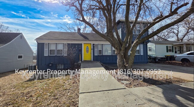 Building Photo - 1817 E 83rd Terrace