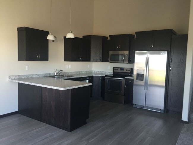 Photo - 3 Bed 3 Bath Twin Home
